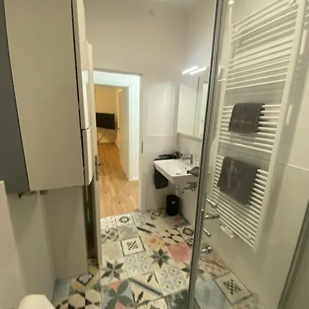 롯지 Sylt: Messe-/business-/fewo Duesseldorf *