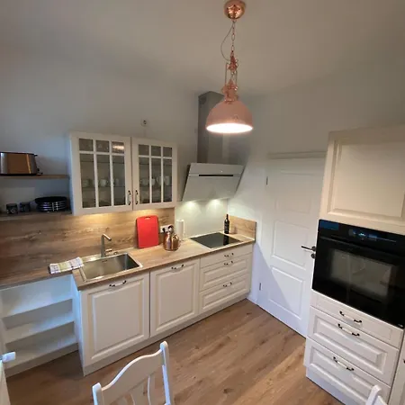 Sylt: Messe-/business-/fewo Duesseldorf 힐덴